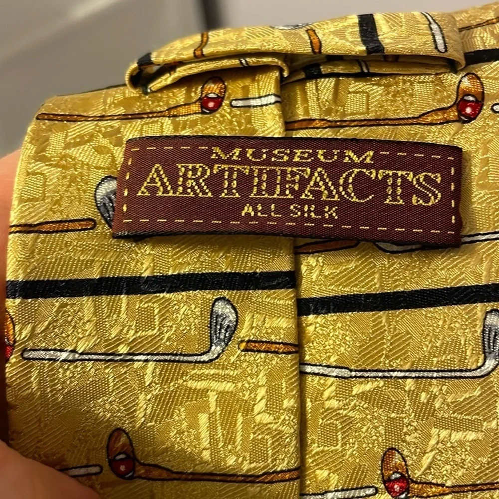 Museum Artifacts Handmade Yellow Golf Club Striped Silk Necktie Tie